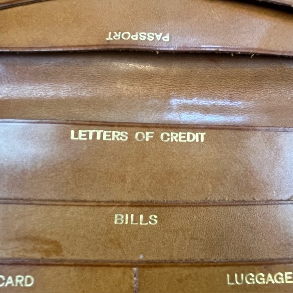 Vintage Old Travel Wallet Gold Lettering Passport Landing Card Luggage Ticket - Picture 10 of 15